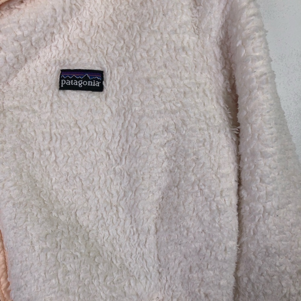 Patagonia Women's Full Zip Size Medium Fuzzy Fleece Jacket - Picture 3 of 7